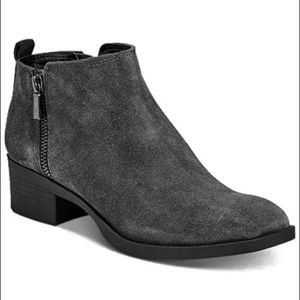 Kenneth Cole suede booties new